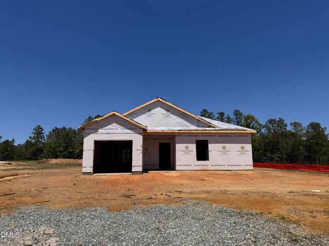 35 Colorado Court, Spring Lake, NC 28390
