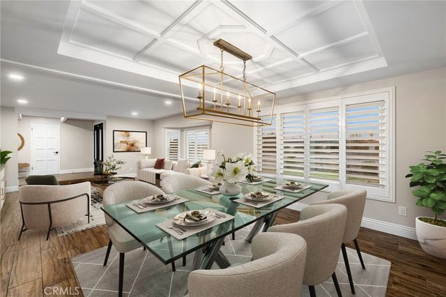 514 N Valley Center Avenue, Glendora, CA 91741