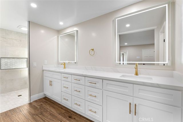 514 N Valley Center Avenue, Glendora, CA 91741