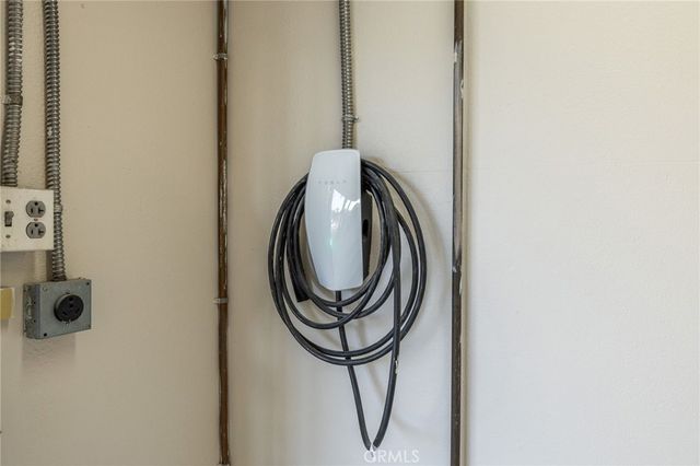 514 N Valley Center Avenue, Glendora, CA 91741