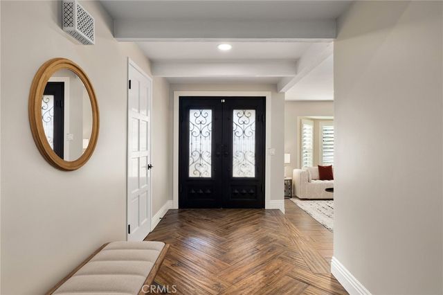 514 N Valley Center Avenue, Glendora, CA 91741