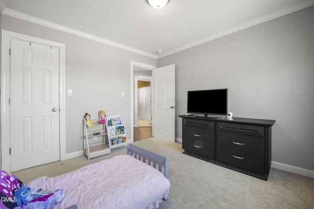 113 Dawn Avenue, Four Oaks, NC 27524