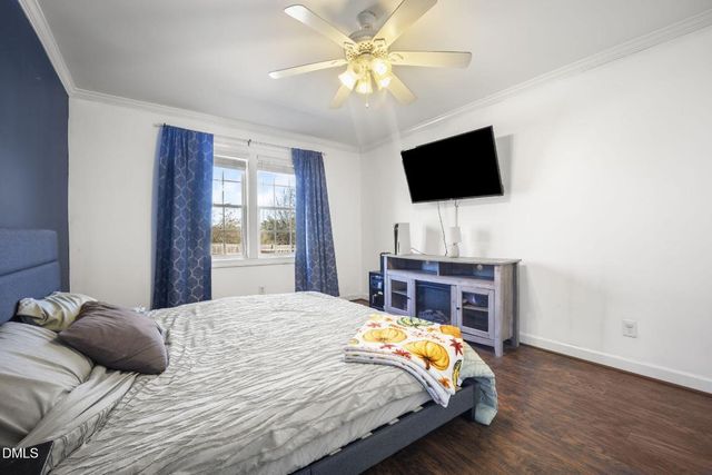 113 Dawn Avenue, Four Oaks, NC 27524