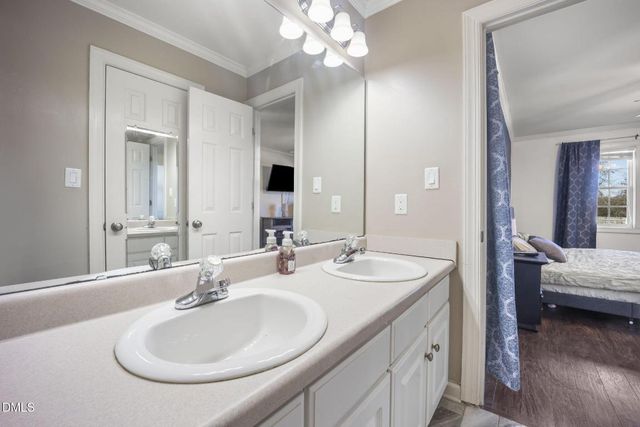 113 Dawn Avenue, Four Oaks, NC 27524