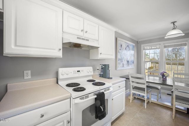 113 Dawn Avenue, Four Oaks, NC 27524