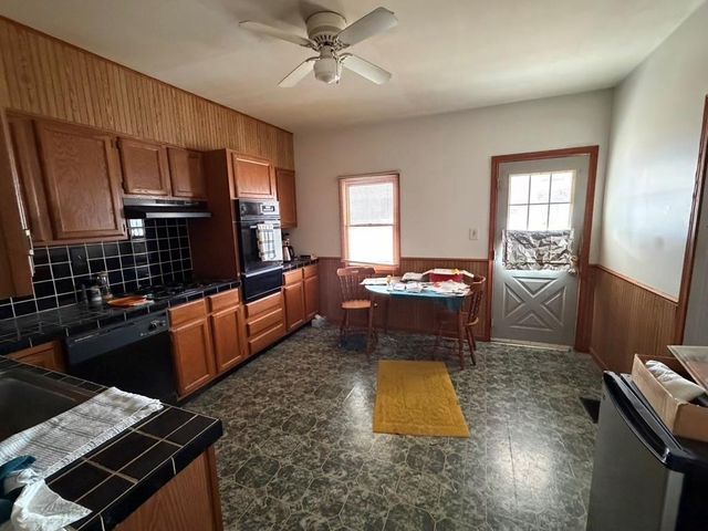 11229 Evans Street, Sugar Creek, MO 64050