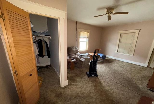 11229 Evans Street, Sugar Creek, MO 64050