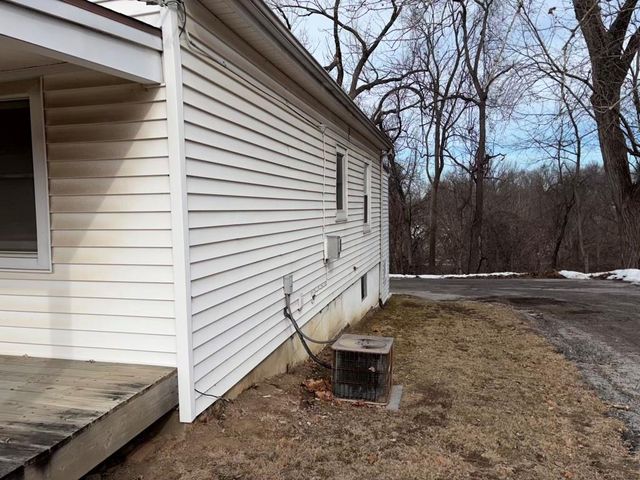 11229 Evans Street, Sugar Creek, MO 64050