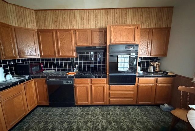 11229 Evans Street, Sugar Creek, MO 64050