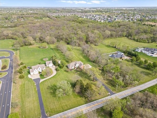7447 Mize Road, Shawnee, KS 66227