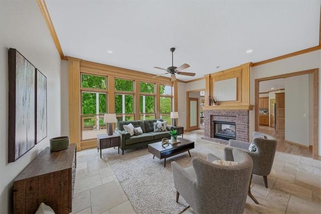 7447 Mize Road, Shawnee, KS 66227