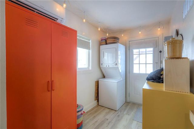 202 E 80th Terrace, Kansas City, MO 64114