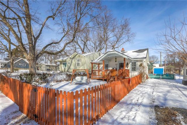 202 E 80th Terrace, Kansas City, MO 64114