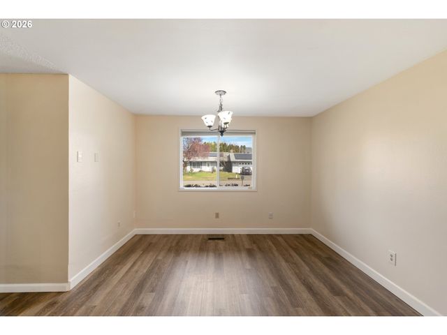 12713 Ne 41ST St, Vancouver, WA 98682