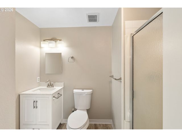 12713 Ne 41ST St, Vancouver, WA 98682