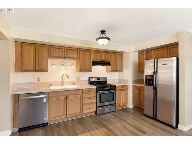 12713 Ne 41ST St, Vancouver, WA 98682