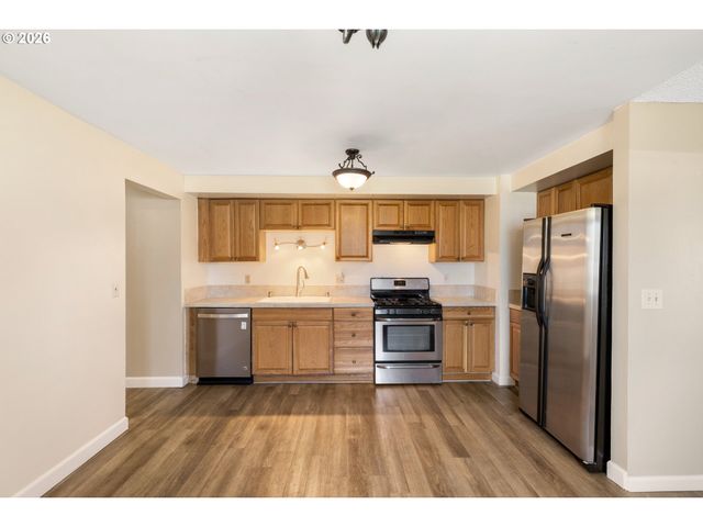 12713 Ne 41ST St, Vancouver, WA 98682