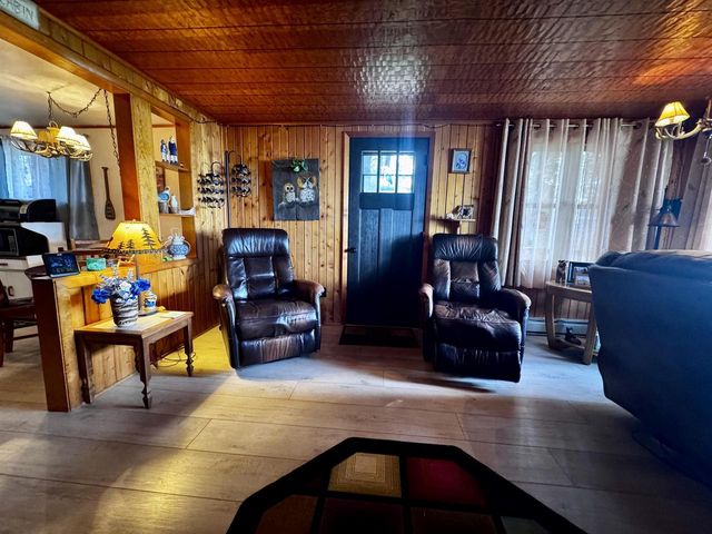 N9296 Idle Hour Drive, Randolph, WI 53956