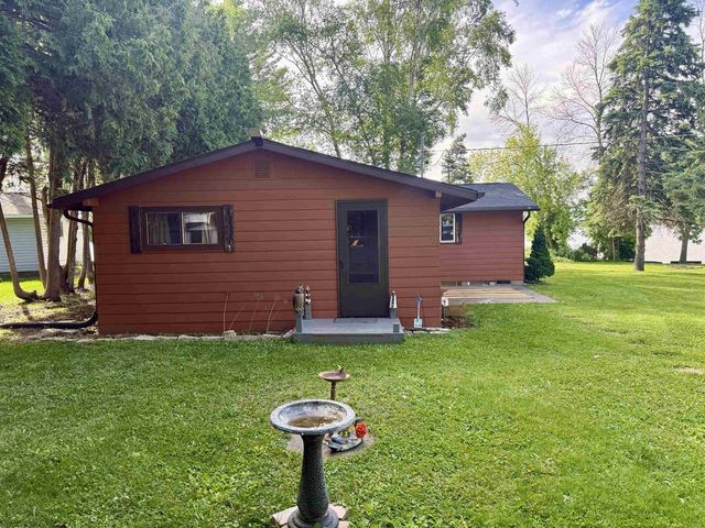 N9296 Idle Hour Drive, Randolph, WI 53956