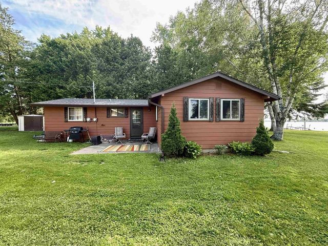 N9296 Idle Hour Drive, Randolph, WI 53956