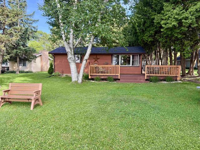 N9296 Idle Hour Drive, Randolph, WI 53956
