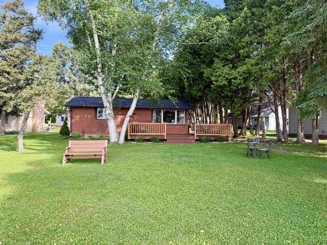 N9296 Idle Hour Drive, Randolph, WI 53956