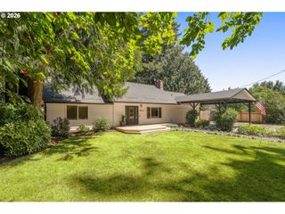 5309 CHILDS Rd, Lake Oswego, OR 97035
