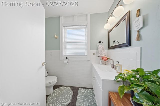 1021 N Altadena Avenue, Royal Oak, MI 48067