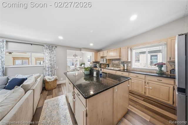 1021 N Altadena Avenue, Royal Oak, MI 48067