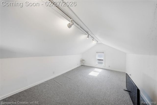 1021 N Altadena Avenue, Royal Oak, MI 48067