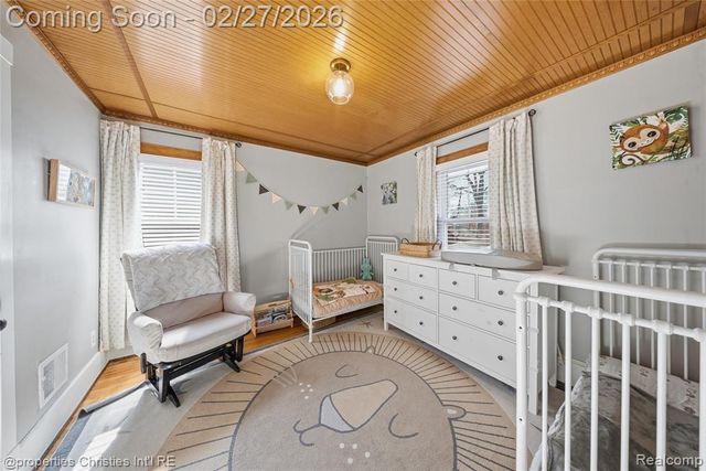 1021 N Altadena Avenue, Royal Oak, MI 48067