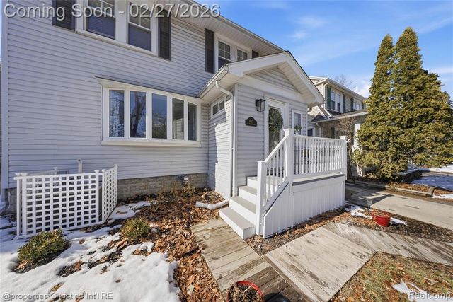 1021 N Altadena Avenue, Royal Oak, MI 48067