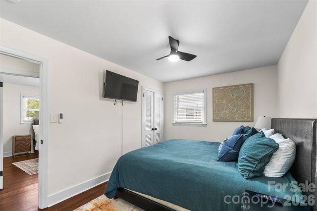2014 Sandhurst Drive, Charlotte, NC 28205