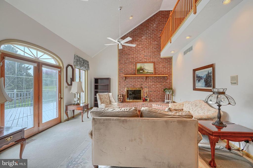 Image 16 of property listing at 1950 MOUNT HOREB RD, Street, MD 21154