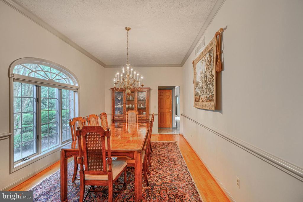 Image 18 of property listing at 1950 MOUNT HOREB RD, Street, MD 21154