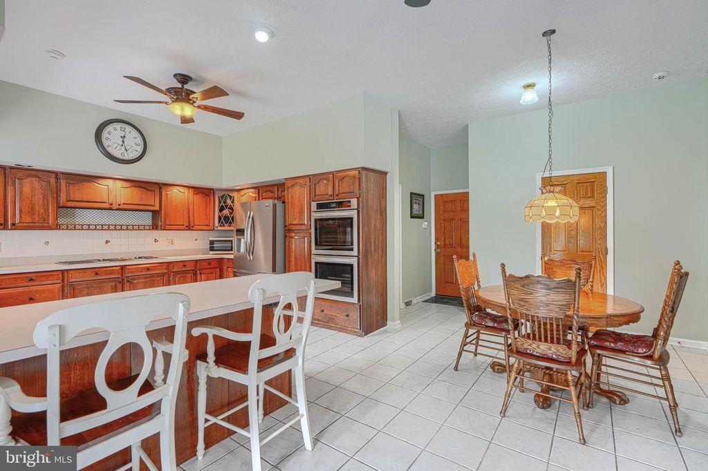 Image 22 of property listing at 1950 MOUNT HOREB RD, Street, MD 21154