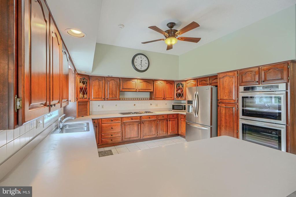 Image 26 of property listing at 1950 MOUNT HOREB RD, Street, MD 21154