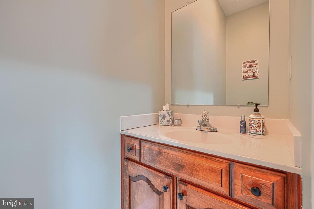 Image 31 of property listing at 1950 MOUNT HOREB RD, Street, MD 21154