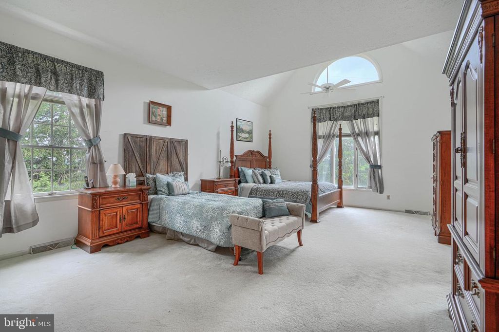 Image 38 of property listing at 1950 MOUNT HOREB RD, Street, MD 21154