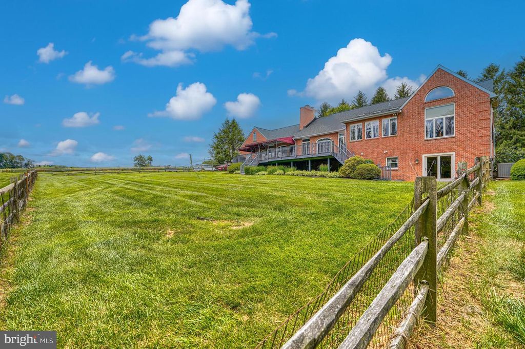 Image 87 of property listing at 1950 MOUNT HOREB RD, Street, MD 21154