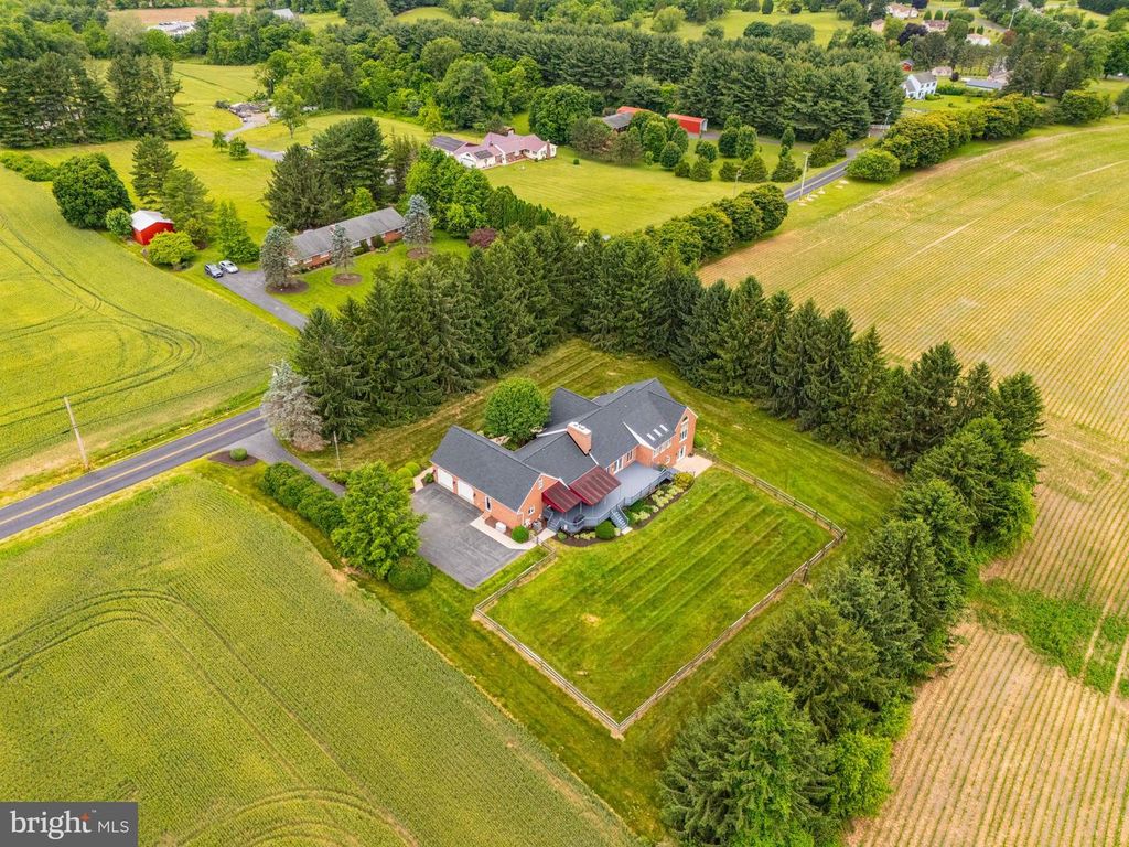 Image 97 of property listing at 1950 MOUNT HOREB RD, Street, MD 21154