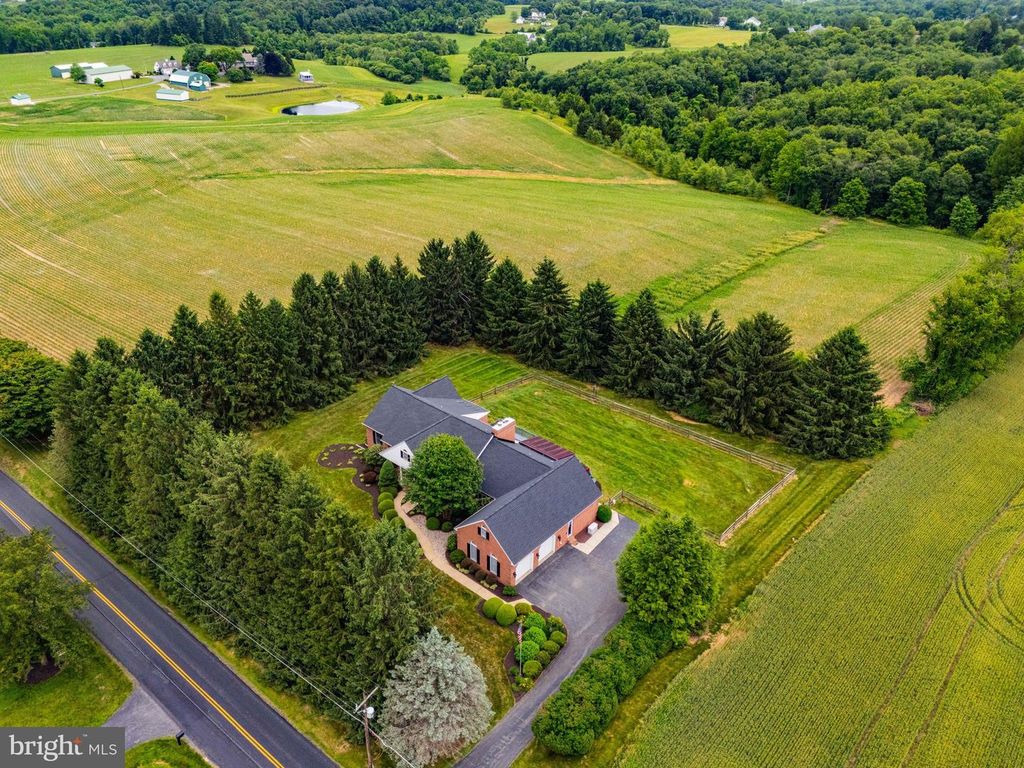 Image 99 of property listing at 1950 MOUNT HOREB RD, Street, MD 21154