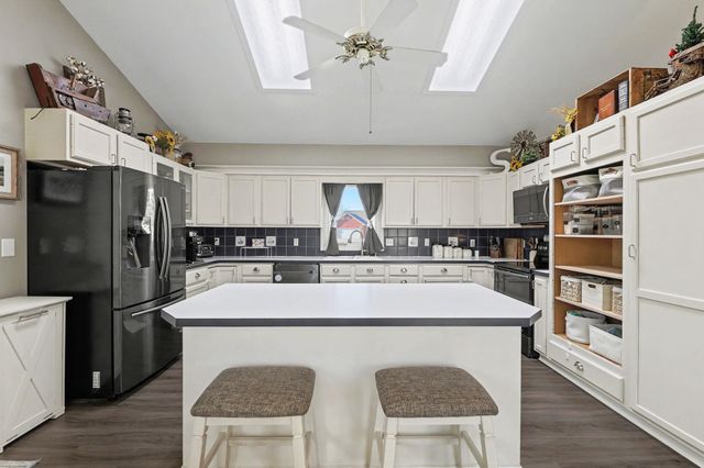 2220 Gentry Ln, El Dorado, KS 67042