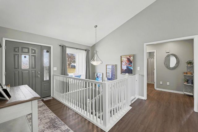 2220 Gentry Ln, El Dorado, KS 67042