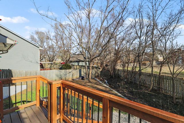 2220 Gentry Ln, El Dorado, KS 67042