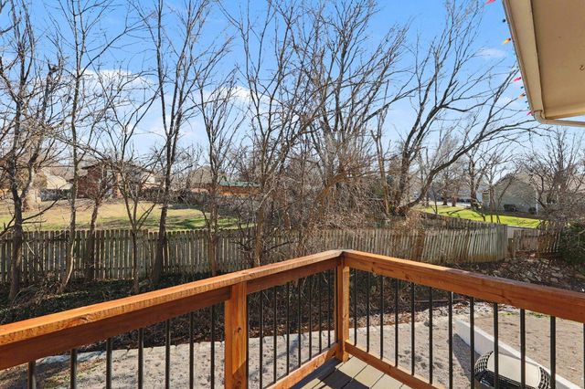 2220 Gentry Ln, El Dorado, KS 67042