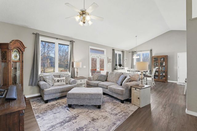 2220 Gentry Ln, El Dorado, KS 67042