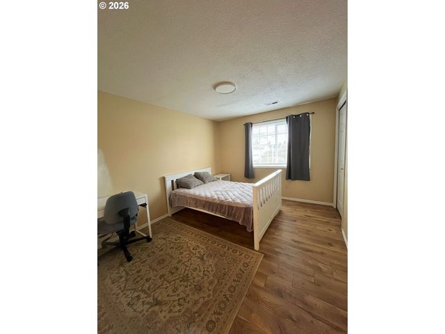 10205 Ne 69TH St, Vancouver, WA 98662