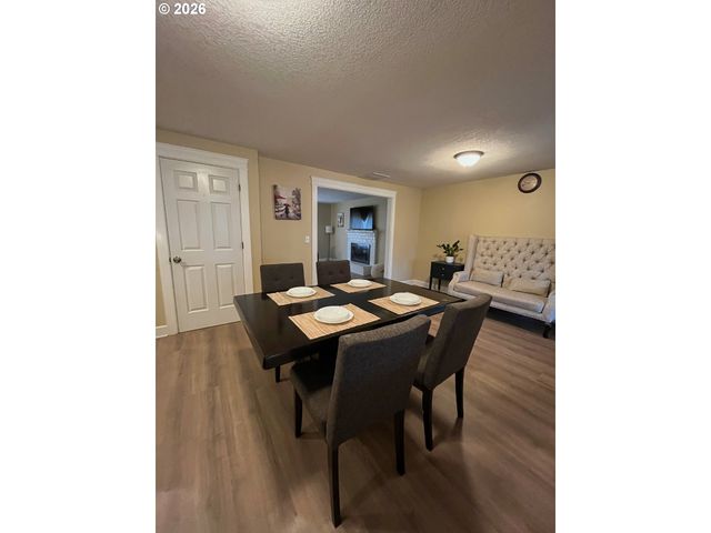 10205 Ne 69TH St, Vancouver, WA 98662