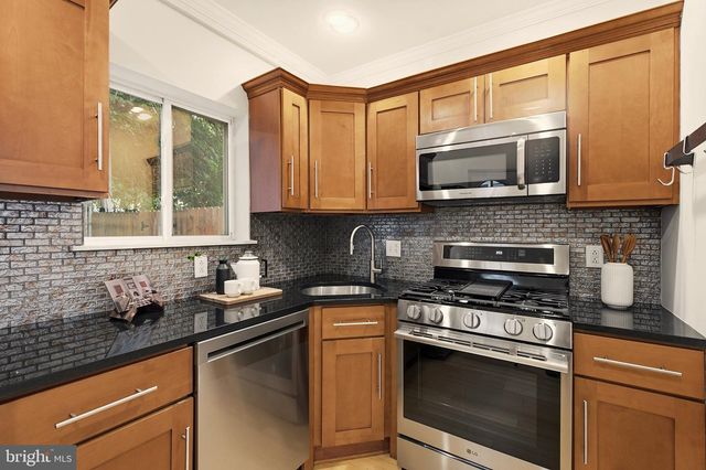 1411 E BERKS ST, Philadelphia, PA 19125